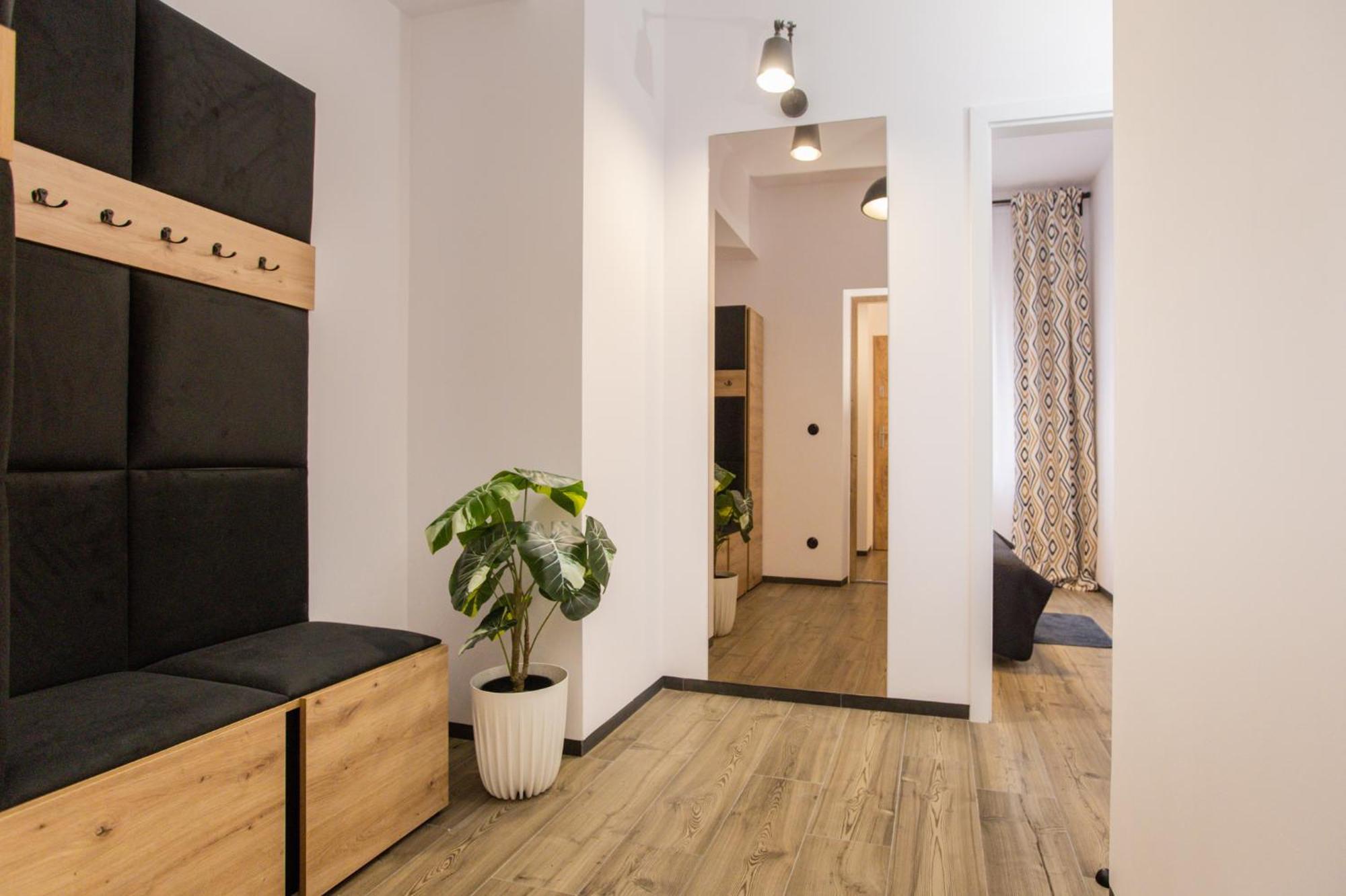 Jazz, Ul Jastrzebia Apartment